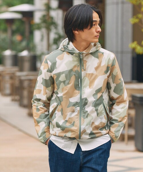 AIGLE（エーグル） ナイロンジャケット 超軽量 撥水 プリント 