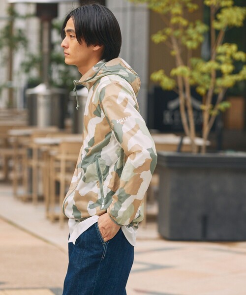 AIGLE（エーグル） ナイロンジャケット 超軽量 撥水 プリント