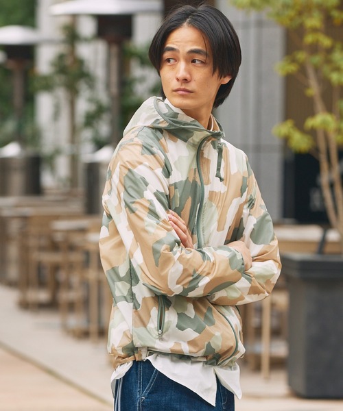 AIGLE（エーグル） ナイロンジャケット 超軽量 撥水 プリント