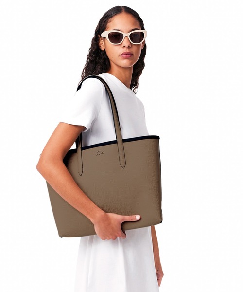 【LACOSTE】Anna トート ショルダーバッグ ポーチ付き ※送関込 Women's Anna Reversible Tote & Pouch - Bags - New In 2025