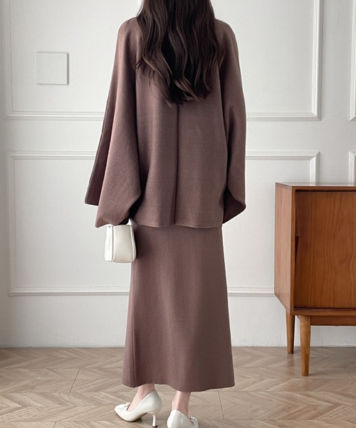 ABITOKYO（アビトーキョー） セットアップ フレアスリーブVネック