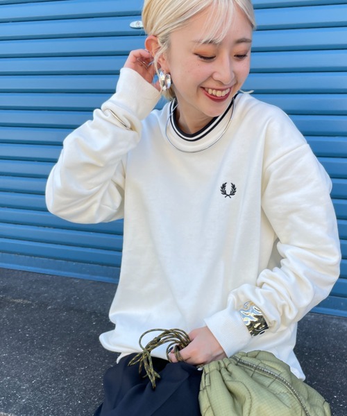 「FRED PERRY」 スウェットカットソー M オフホワイト レディース