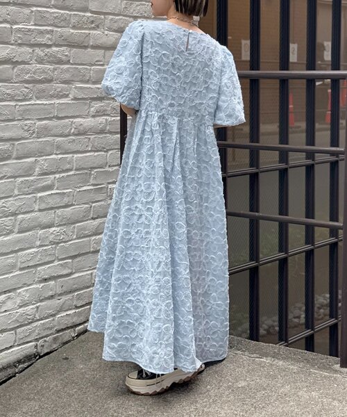 w closet ワンピース 「3色展開」フラワーレースワンピース