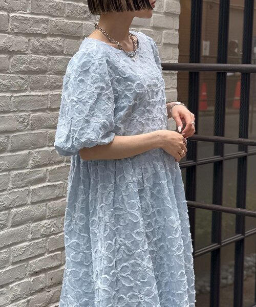 w closet ワンピース 「3色展開」フラワーレースワンピース