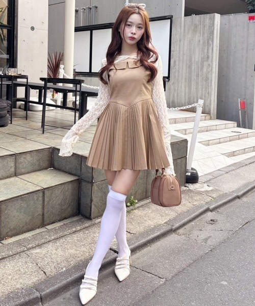 ワンピース Renon pleats mini dress beige Bruna Woven Twill Wrap Over Pleated Mini Dress in Taupe | Oh Polly