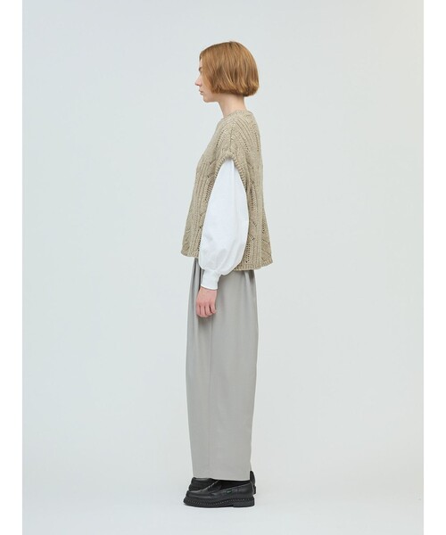 新品◎ミズイロインド／かぎ編みニットジレ ニットベスト 刺繍 ケーブル編み 新品◎ミズイロインド／かぎ編みニットジレ ニットベスト 刺繍