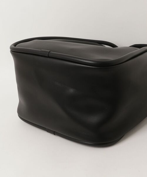 「CHARLES \u0026 KEITH」 トートバッグ X-LARGE ブラック レディースの画像