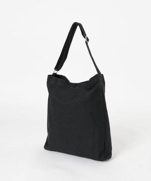 BROOKS BROTHERS（ブルックスブラザーズ） ショルダーバッグ ONE
