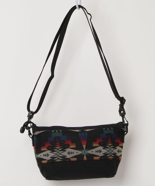 PENDLETON ブラック ボディバッグ PENDLETON（ペンドルトン） ショルダーバッグ - ブラック メンズ