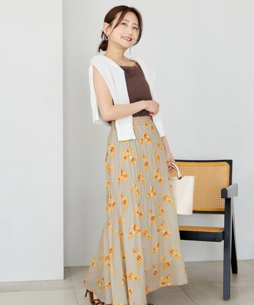 ア*ナ様 プリーツプリーズ　花びらモチーフ　ロングスカート COHINA（コヒナ） ロング スカート ブラッシュフラワー消しプリーツ