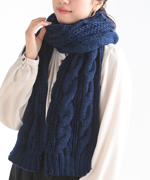 通販でクリスマス マフラー 3本ケーブルニットマフラー