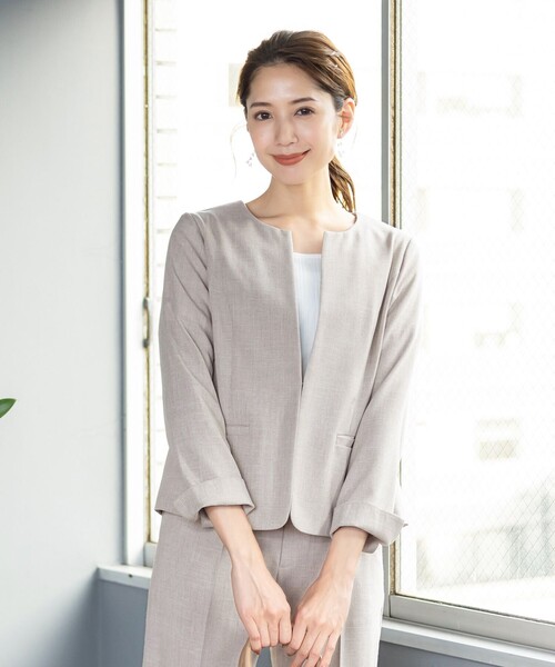 mtn7になります【タグ付き】ティアラ 麻調ノーカラージャケット グレー