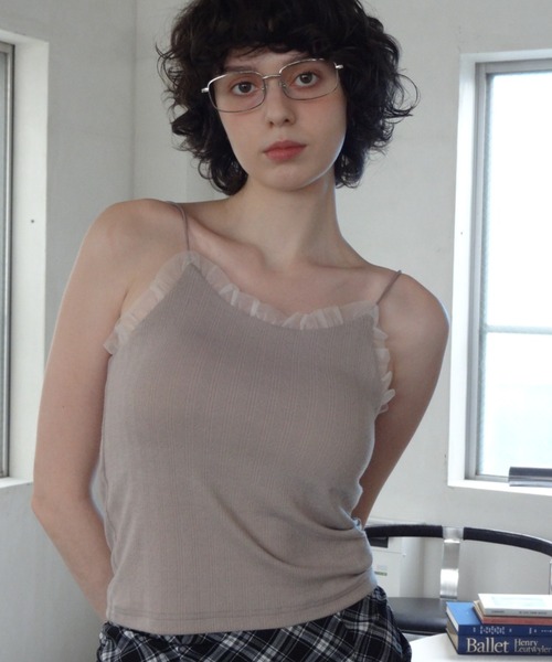 キャミソール cup in tulle frill camisole／カップインフリル