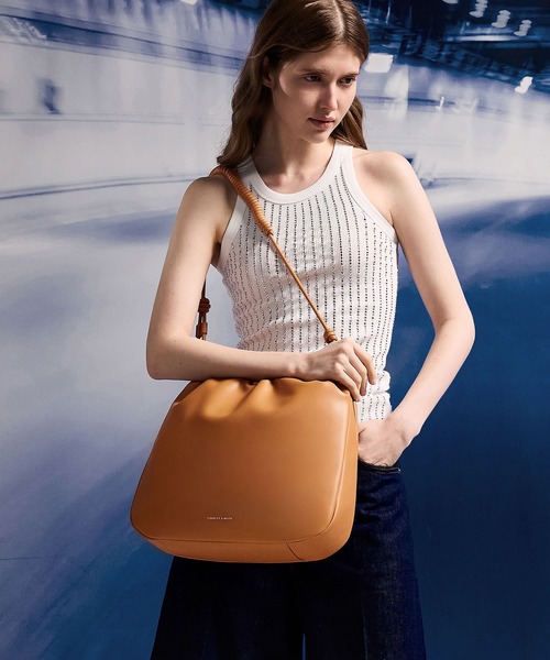 CHARLES ＆ KEITH ショルダーバッグ バッグ Lorelai ローレライ