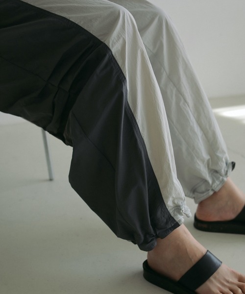 anuke パンツ Bicolor Parachute Pants レディース : ZOZOTOWN