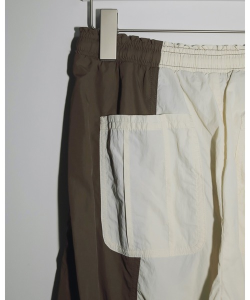 Bicolor Parachute Pants anuke 36 ブラウン　新品 ànuke online store（アンヌーク） / Bicolor Parachute