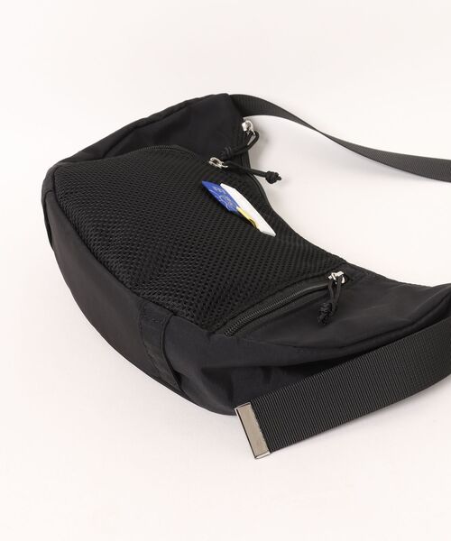 未使用メッシュ ハーフムーン ショルダーバッグ 2way ブラック