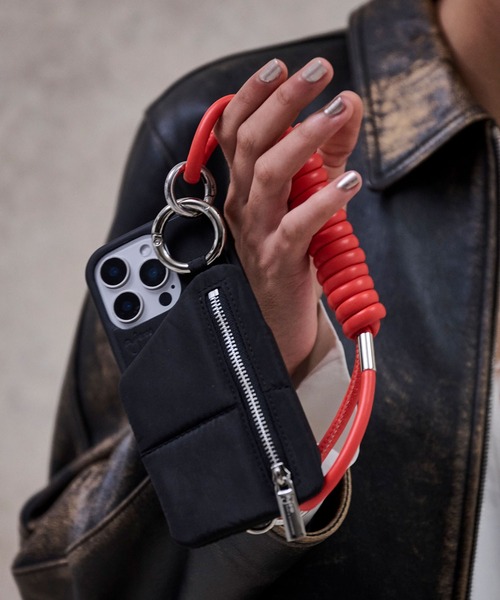 新品未使用！ajew iphone 17proケース ブラック ajew（エジュー） スマホケース 「iPhone17/17Pro」ajew puffer case
