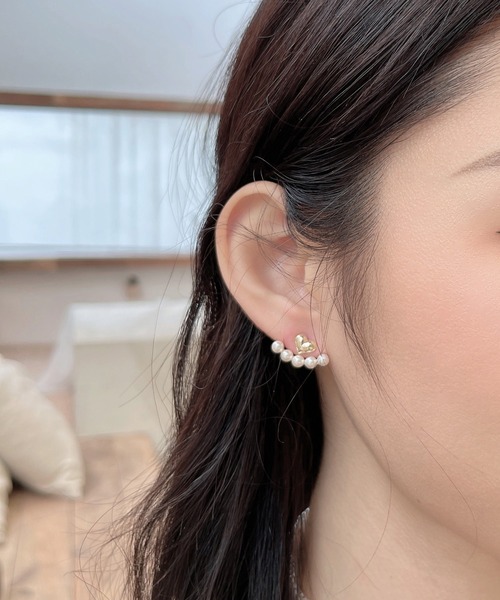 美品 カリーヌパリ　パールピアス まるピアス カリーヌパリ リボンパール ピアス | Caline Paris カリーヌ パリ