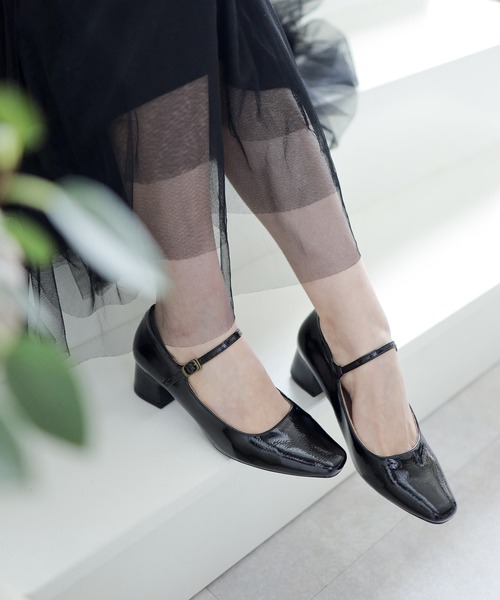 スクエアトゥ メリージェーン パンプス SESTO（セスト） パンプス スクエアトゥメリージェーンストラップ