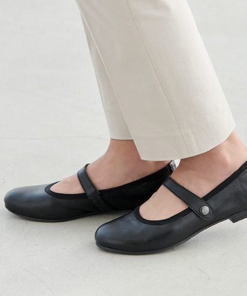 offen 黒いストラップ付きシューズ 37 scallop pattern / BLACK | Offen