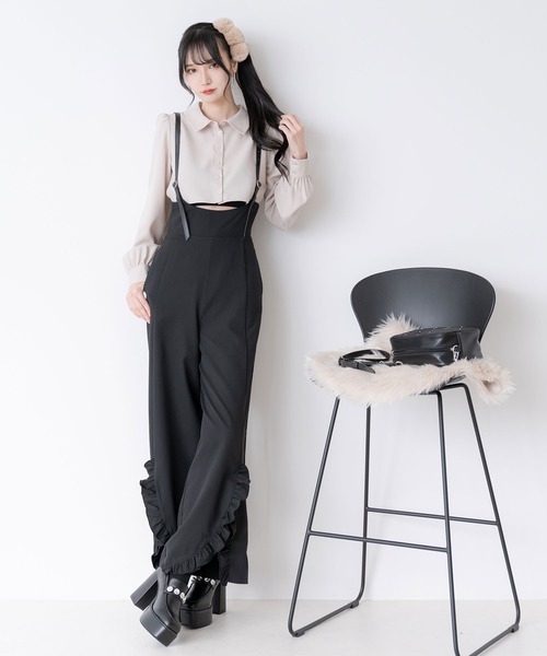 OHGA フリルサスペンダーパンツ OHGA フリルサスペンダーパンツ