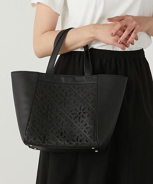 MELROSE claire トートバッグ バッグ 「自立するカットワークトート 