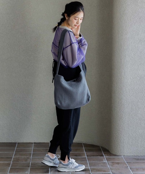 フェリシモMama マザーズバッグ Moredde 軽くて大容量 手ざわり