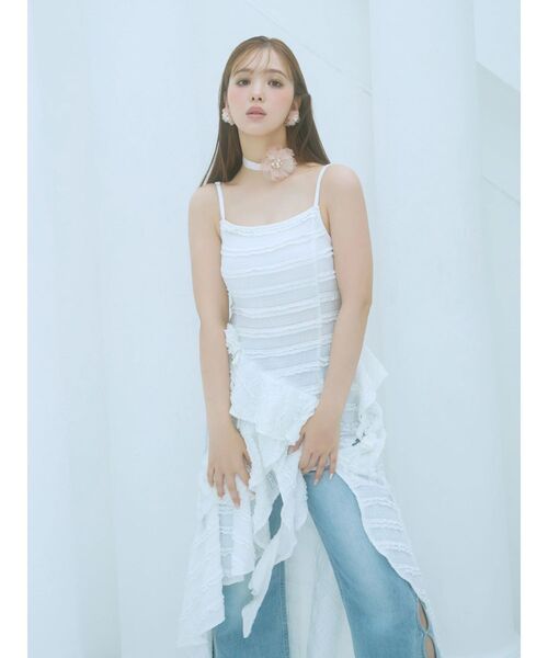 CALNAMUR ローズアシンメトリーヘムロングワンピース　ホワイト CALNAMUR ワンピース ROSE ASYMMETRIC HEM LONG OP/ローズ