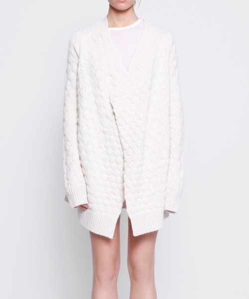 ⭐️24冬新作 新品♡ Zadig&Voltaire白ニットカーディガン♡　199 ⭐️24冬新作 新品♡ Zadig&Voltaire白ニットカーディガン♡199
