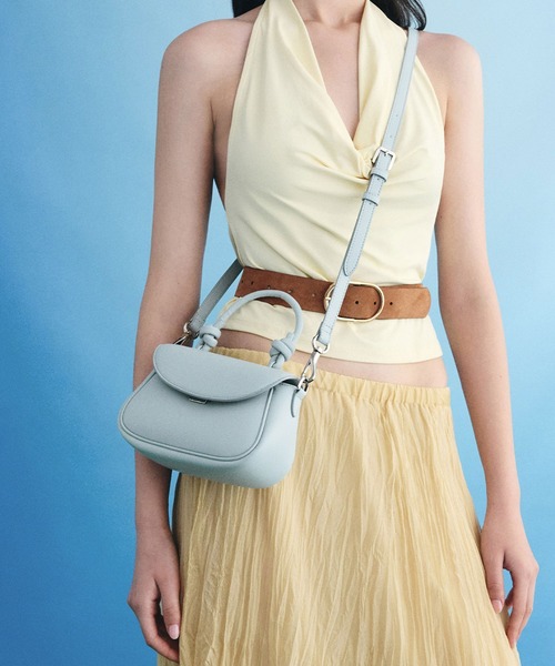 CHARLES ＆ KEITH ハンドバッグ Sammie サミー ノットハンドル