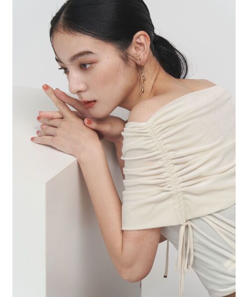 tシャツ ライトベロアオフショルトップス レディース