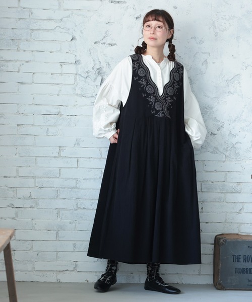 さよちゃん　ソウルベリーワンピース　ブラック soulberry（ソウルベリー） ワンピース たっぷり刺繍のワンピース