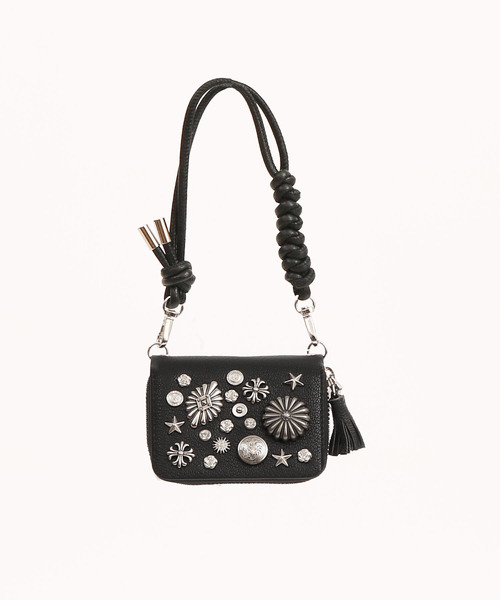 perche（ペルケ） 財布 perche / マルチスタッズジャバラチャーム