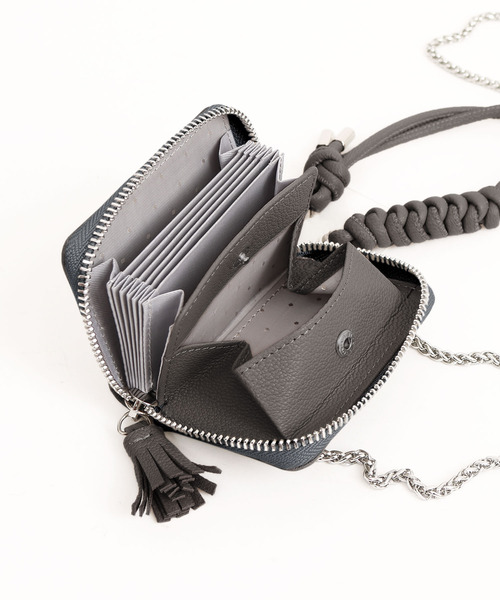 perche（ペルケ） 財布 perche / マルチスタッズジャバラチャーム