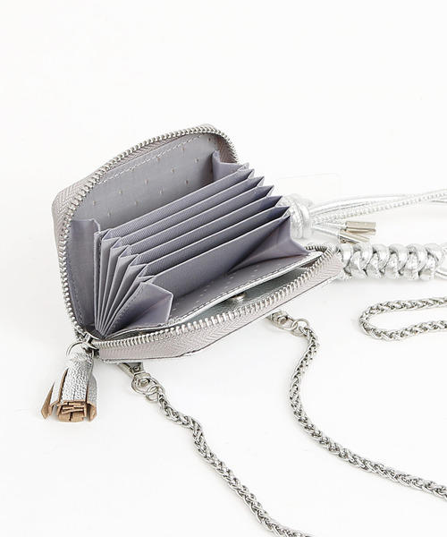 perche（ペルケ） 財布 perche / マルチスタッズジャバラチャーム