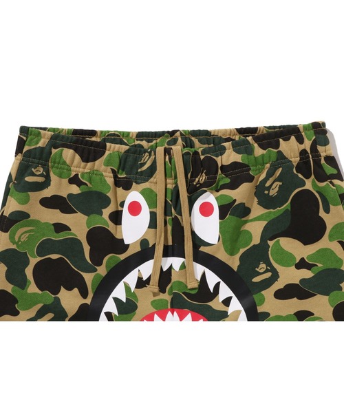 A BATHING APE（アベイシングエイプ） パンツ ABC CAMO SHARK SWEAT