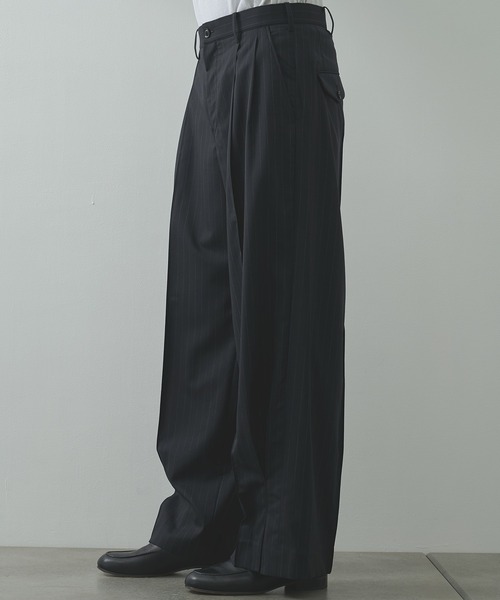 スラックス 「KHOKI/コッキ」Pleated Stripe Summer Wool Pants メンズの画像