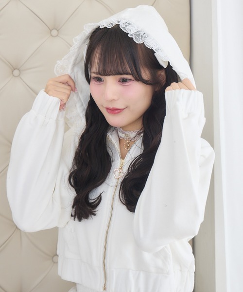 Rady レース　ショート丈　パーカー Rady - rady パーカー レッド ショート丈 赤の通販 by 美魔女クラブ