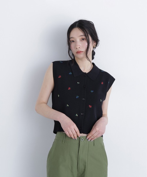 ポロシャツ ポロ ポロカラーフラワー刺繍ニット レディースの画像