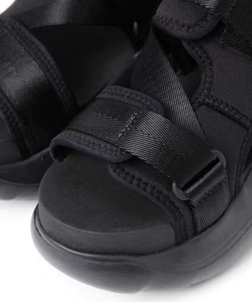 UGG Australia（アグオーストラリア） 「UGG」 フラットサンダル 24.5