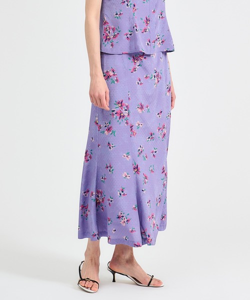 マーメイドス総レース生地スカートsdp0200 ピンク – [公式]SAISON DE PAPILLON | セゾンドパピヨン 【美品】ESTNATION ピンク マーメイドスカート