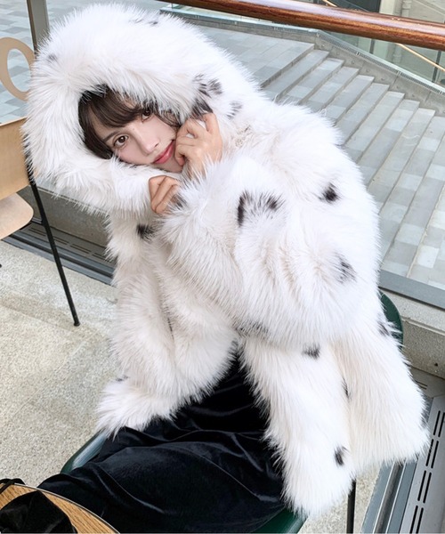 ジャケット ノーカラージャケット ドットフェイクファーフード付き