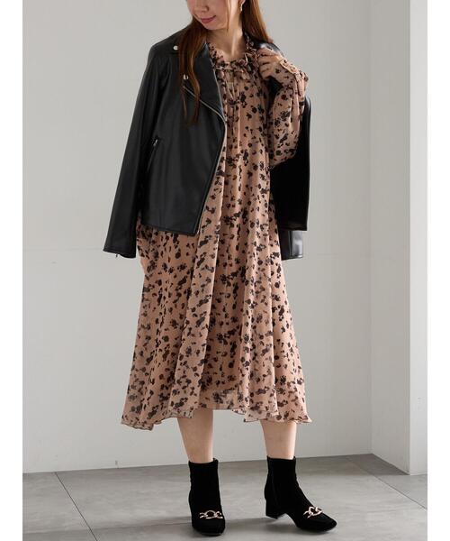 Te chichi（テチチ） ワンピース フラワーシフォンフリルネックドレス
