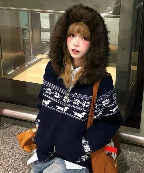 FUNdaysion tシャツ ノルディック柄ファー付きニットパーカー