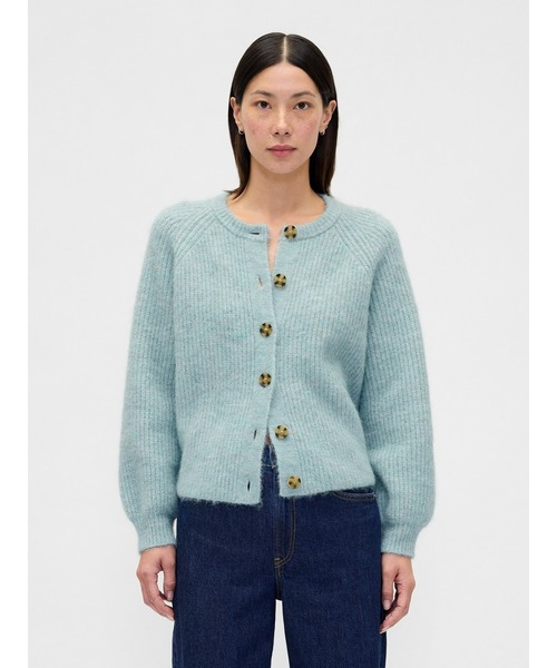 【新品・タグ付】肌触りなめらかな”ふわもこ”カーディガン GAP（ギャップ） カーディガン ふわもこ シェーカーステッチ