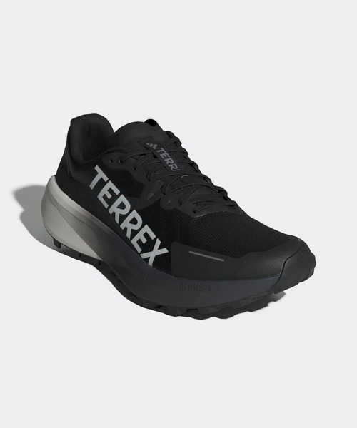 adidas（アディダス） スニーカー テレックス アグラビック 3 トレイル