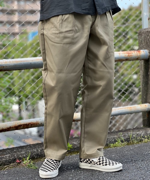 HOLIDAY × DICKIES 2TUCK PANTS チノパン　テーパード セール】DICKIES 2TUCK PANTS ディッキーズ2タックパンツ