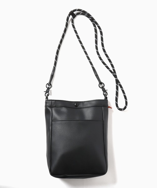 [美品] UNIVERSAL OVERALL ショルダーバック UNIVERSAL OVERALL ショルダーバッグ OVERALL/ユニバーサル