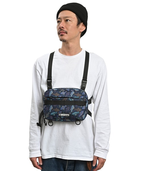 KiU（キウ） ショルダーバッグ 2wayフィッシングチェストバッグ